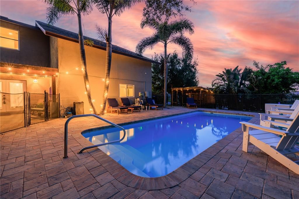 待售: $950,000 (5 贝兹, 3 浴室, 3728 平方英尺)