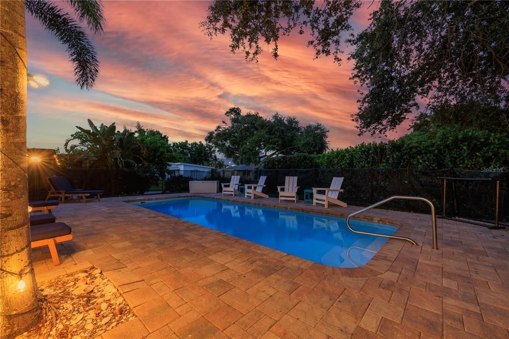 待售: $950,000 (5 贝兹, 3 浴室, 3728 平方英尺)