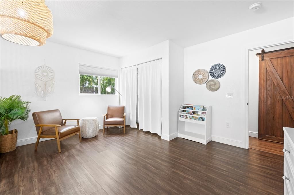 待售: $950,000 (5 贝兹, 3 浴室, 3728 平方英尺)