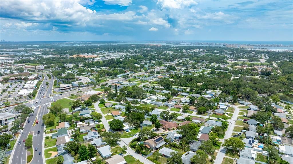 待售: $950,000 (5 贝兹, 3 浴室, 3728 平方英尺)