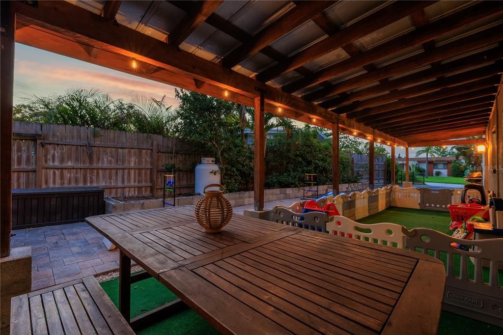 待售: $950,000 (5 贝兹, 3 浴室, 3728 平方英尺)