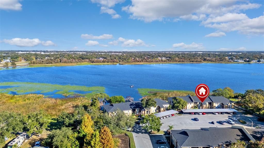 На продажу: $209,900 (2 спален, 2 ванн, 1018 Квадратных фут)