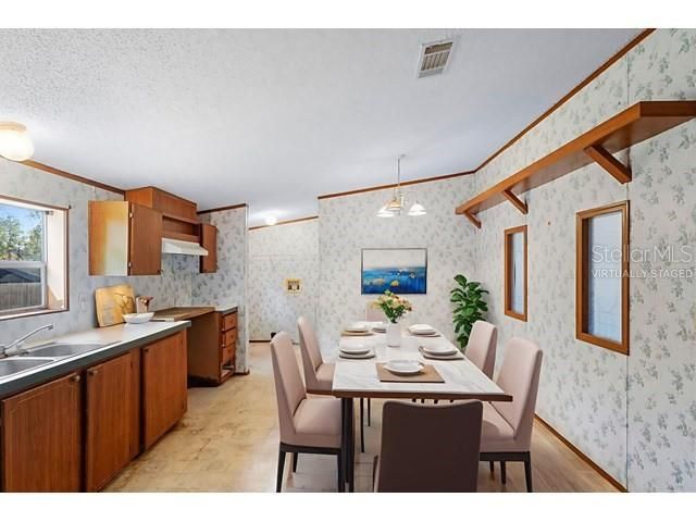 For Sale: $89,950 (3 beds, 2 baths, 1296 Square Feet)