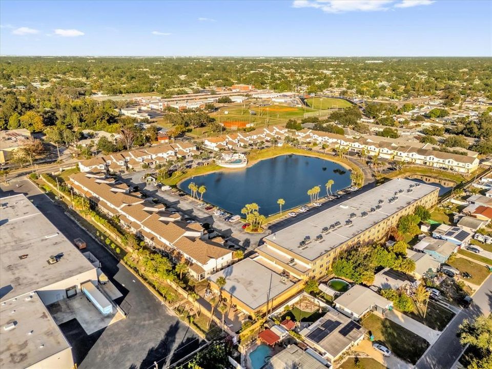 待售: $130,000 (2 贝兹, 2 浴室, 1345 平方英尺)