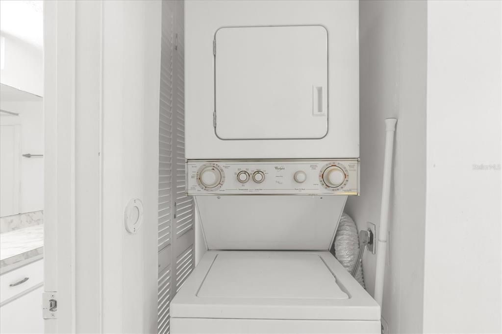 待售: $130,000 (2 贝兹, 2 浴室, 1345 平方英尺)