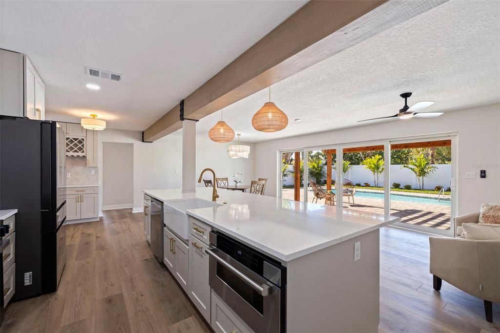 待售: $1,150,000 (3 贝兹, 2 浴室, 1690 平方英尺)