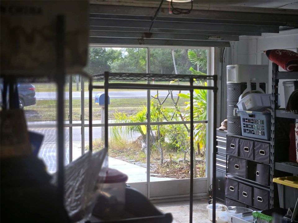 For Sale: $90,000 (2 beds, 2 baths, 1180 Square Feet)