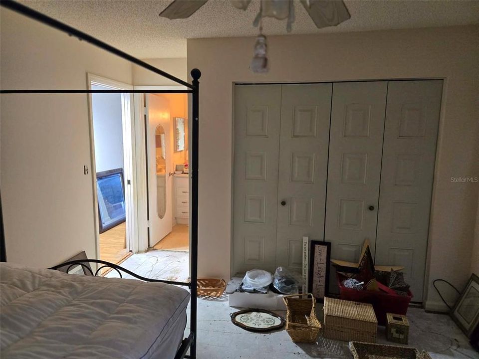 For Sale: $90,000 (2 beds, 2 baths, 1180 Square Feet)