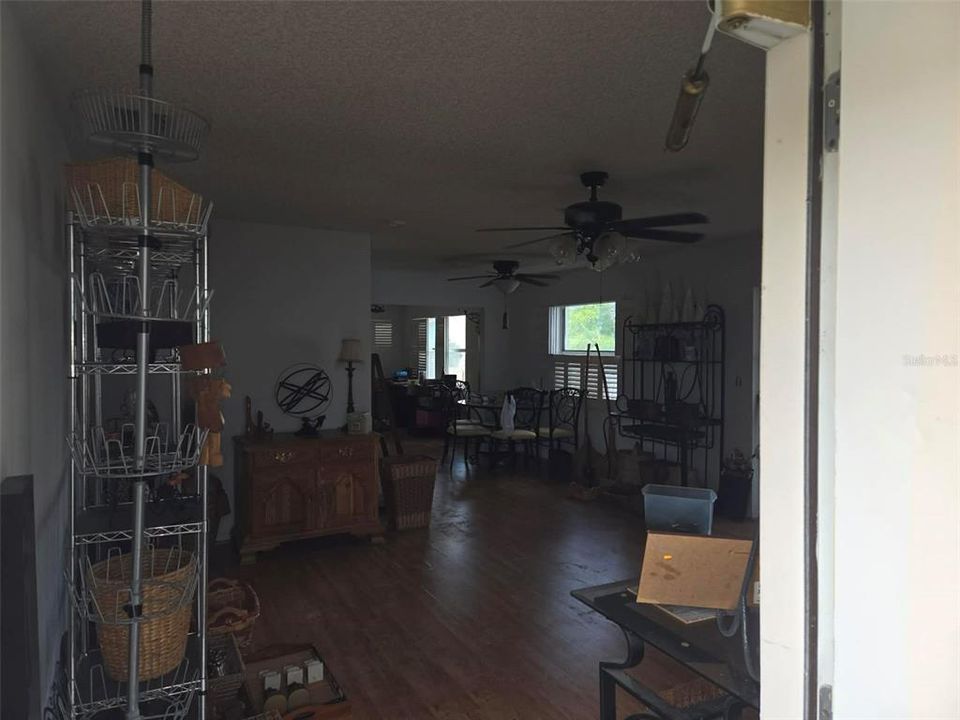 For Sale: $90,000 (2 beds, 2 baths, 1180 Square Feet)