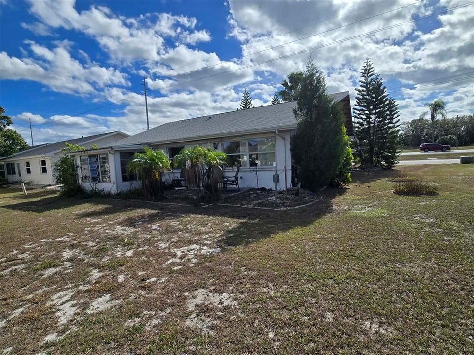 For Sale: $90,000 (2 beds, 2 baths, 1180 Square Feet)