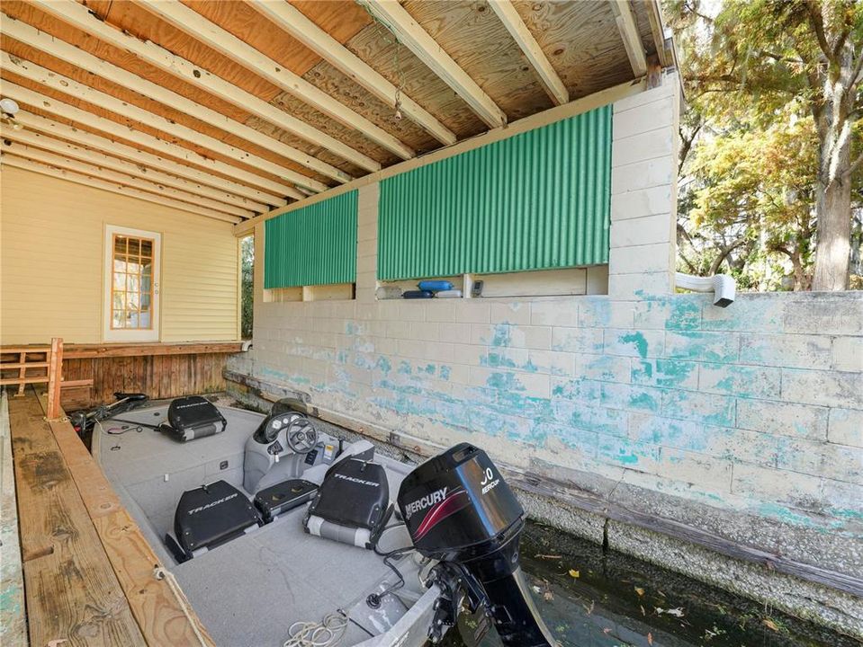 En Venta: $475,000 (4 camas, 2 baños, 2563 Pies cuadrados)