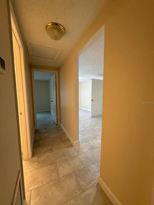 出租: $2,600 (4 贝兹, 2 浴室, 2112 平方英尺)