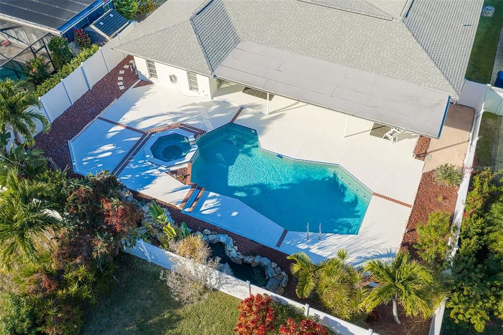 En Venta: $690,000 (3 camas, 2 baños, 1908 Pies cuadrados)