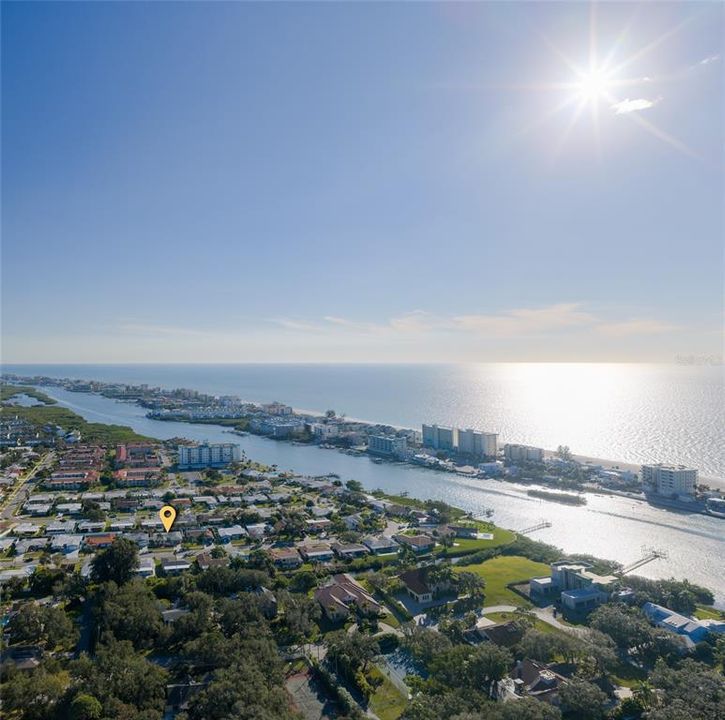 En Venta: $690,000 (3 camas, 2 baños, 1908 Pies cuadrados)