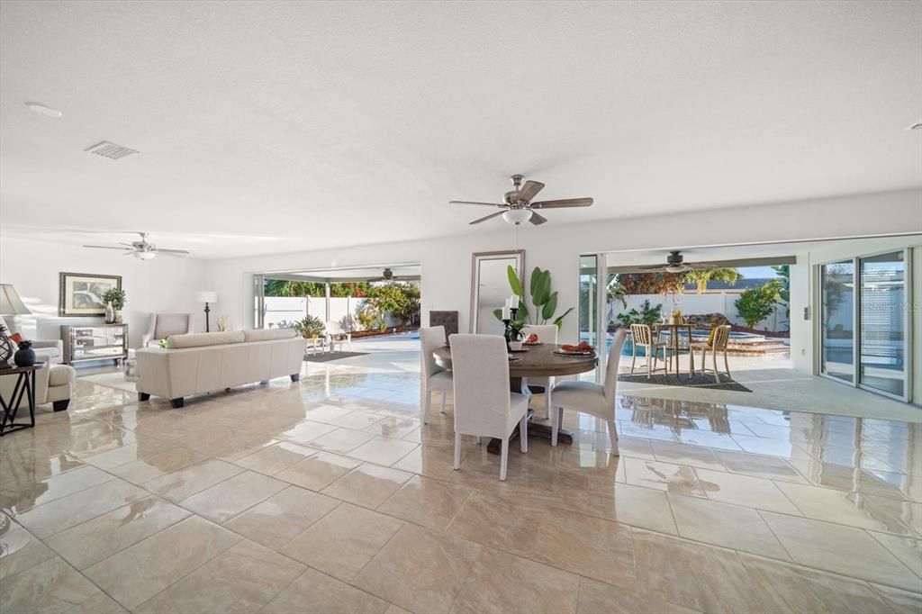 En Venta: $690,000 (3 camas, 2 baños, 1908 Pies cuadrados)