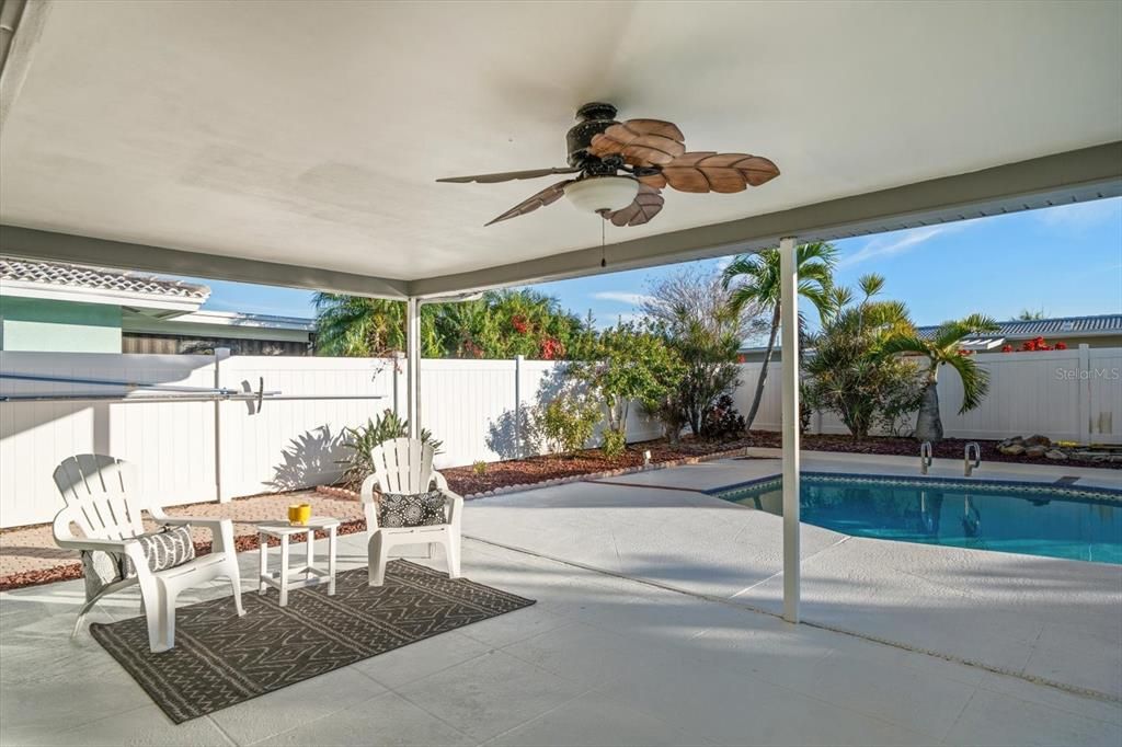 En Venta: $690,000 (3 camas, 2 baños, 1908 Pies cuadrados)