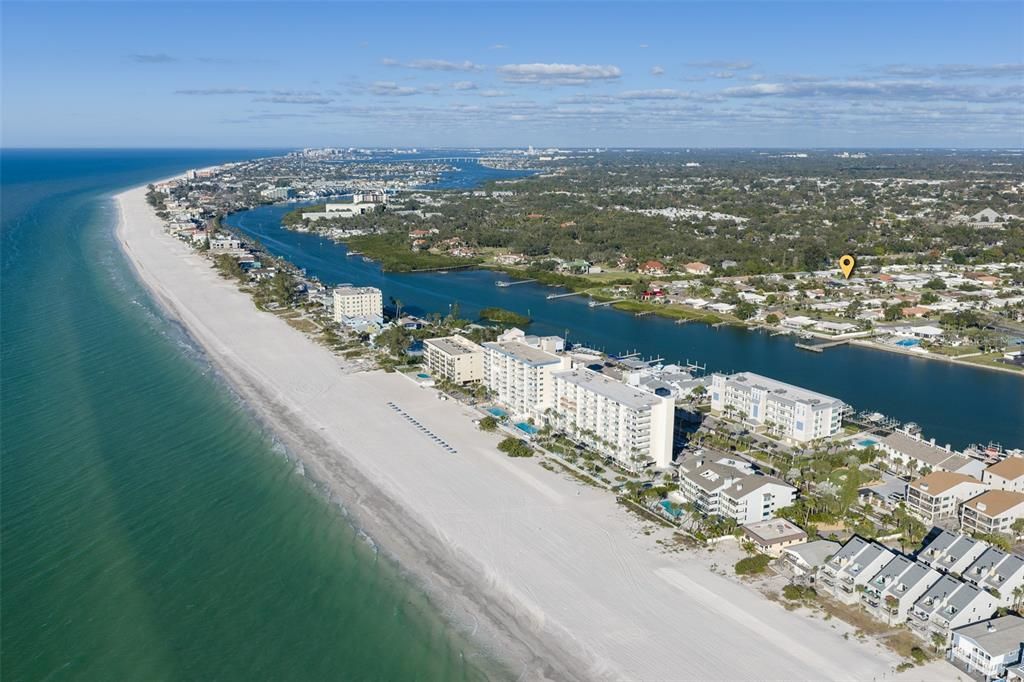 En Venta: $690,000 (3 camas, 2 baños, 1908 Pies cuadrados)