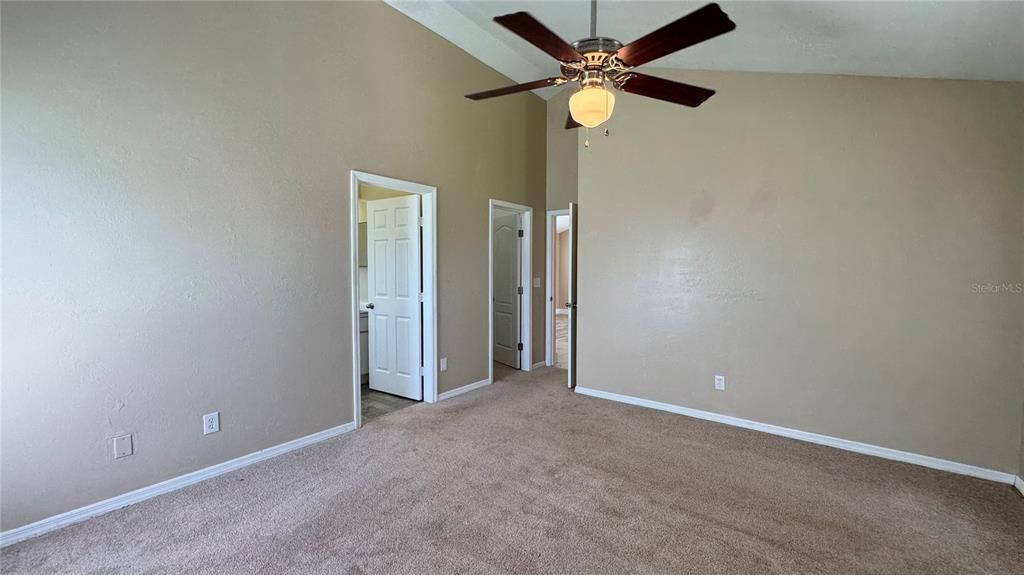 待售: $300,000 (3 贝兹, 2 浴室, 1255 平方英尺)