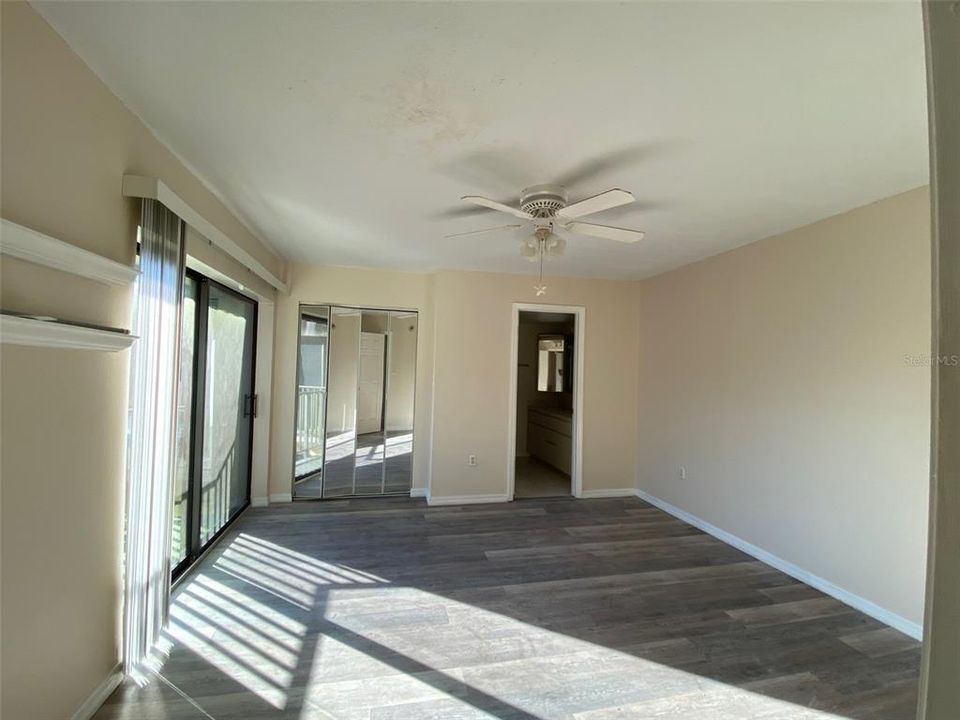 На продажу: $185,000 (2 спален, 2 ванн, 1288 Квадратных фут)