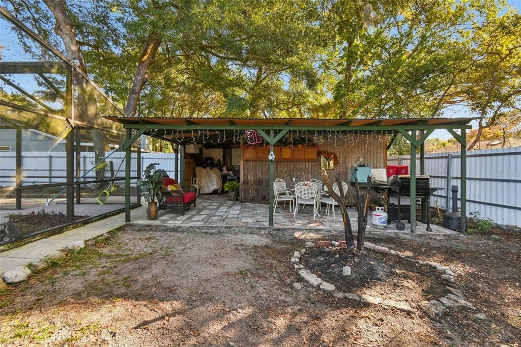 For Sale: $515,000 (6 beds, 4 baths, 2185 Square Feet)