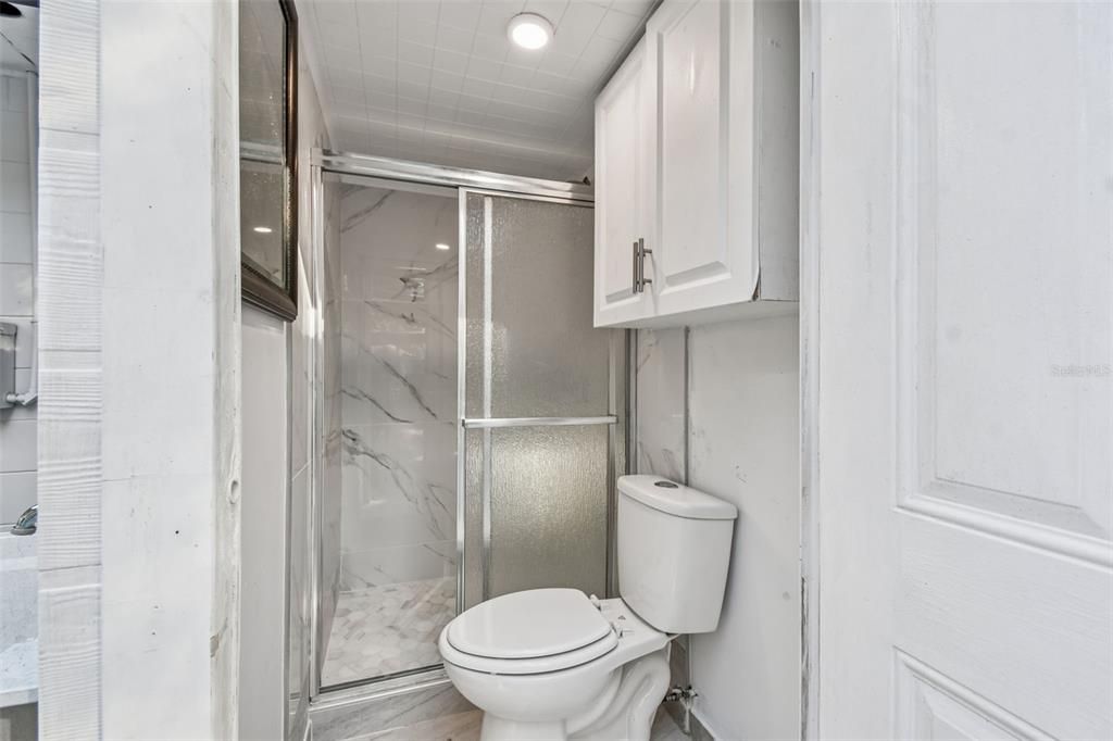 For Sale: $515,000 (6 beds, 4 baths, 2185 Square Feet)