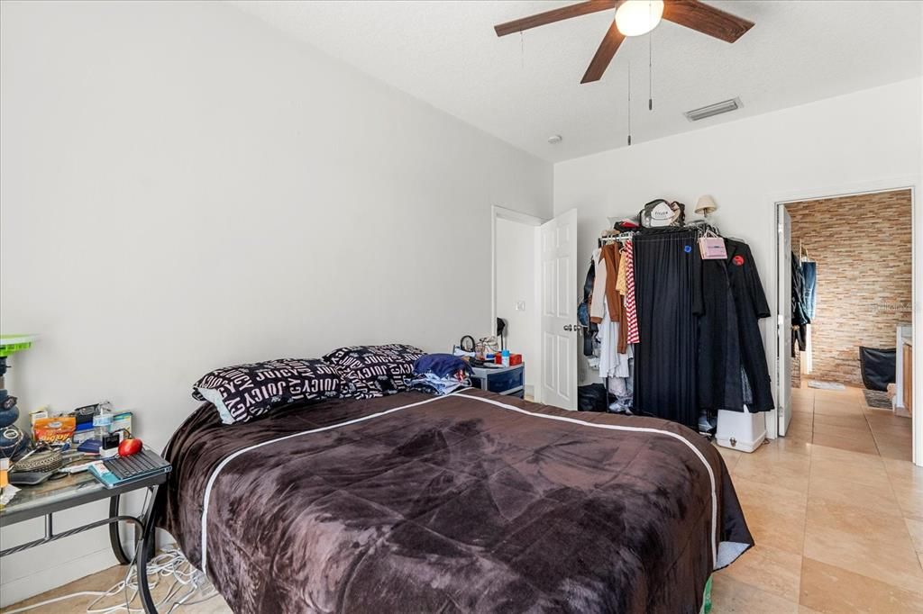 For Sale: $624,900 (4 beds, 3 baths, 2611 Square Feet)