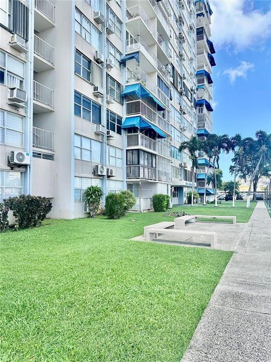 For Rent: $2,800 (3 beds, 2 baths, 0 Square Feet)