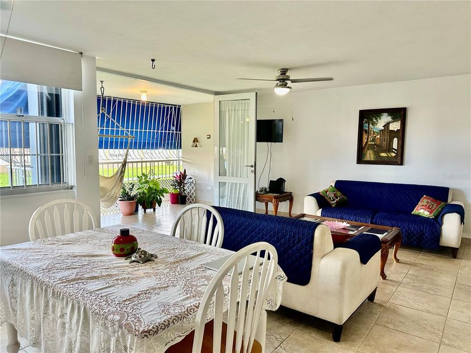 For Rent: $2,800 (3 beds, 2 baths, 0 Square Feet)