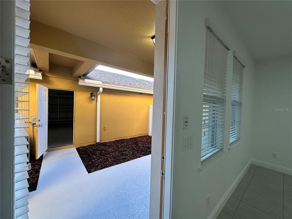 На продажу: $450,000 (4 спален, 3 ванн, 1853 Квадратных фут)