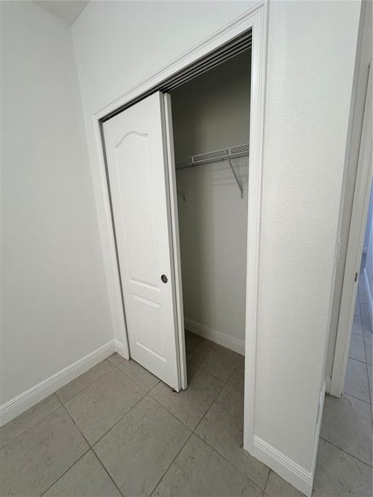 На продажу: $450,000 (4 спален, 3 ванн, 1853 Квадратных фут)