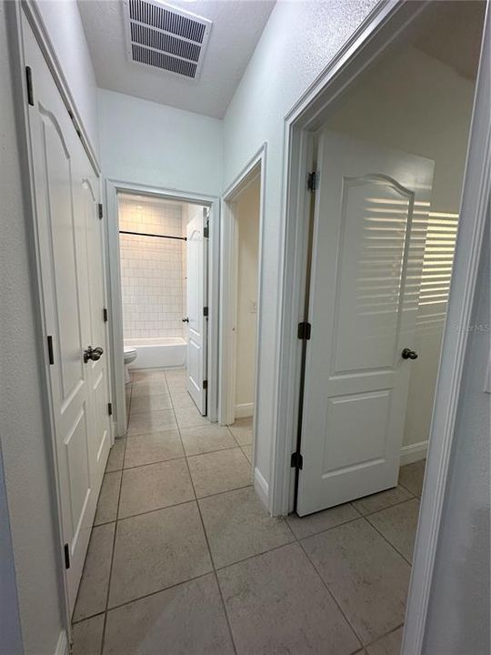 На продажу: $450,000 (4 спален, 3 ванн, 1853 Квадратных фут)