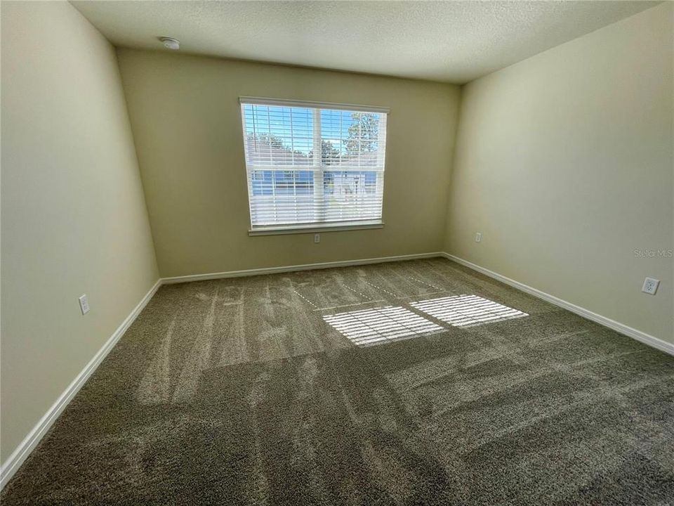 出租: $2,675 (3 贝兹, 2 浴室, 1907 平方英尺)