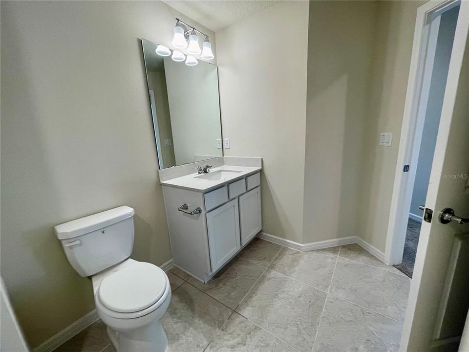 出租: $2,675 (3 贝兹, 2 浴室, 1907 平方英尺)