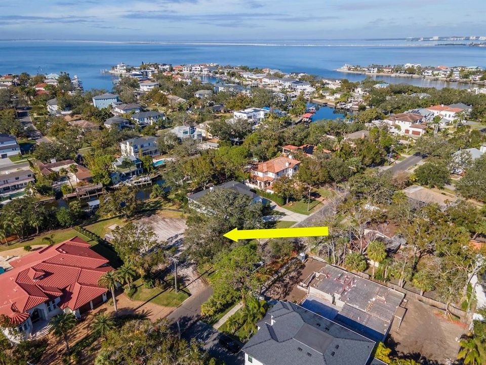 En Venta: $2,950,000 (0.46 acres)