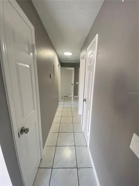 For Rent: $2,400 (3 beds, 2 baths, 1193 Square Feet)