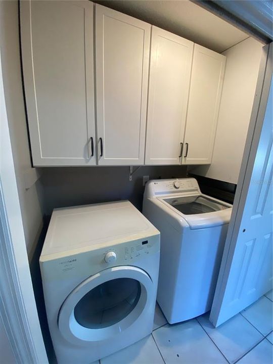 For Rent: $2,400 (3 beds, 2 baths, 1193 Square Feet)