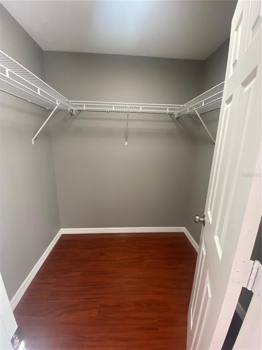 For Rent: $2,400 (3 beds, 2 baths, 1193 Square Feet)