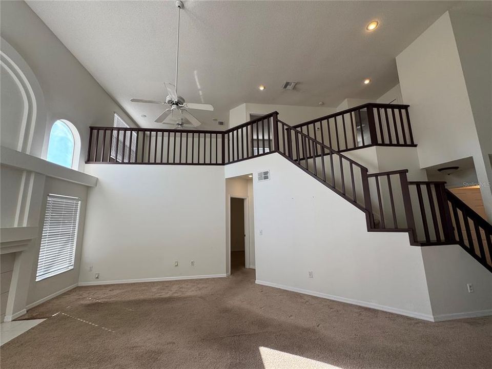 For Sale: $309,000 (3 beds, 2 baths, 1939 Square Feet)