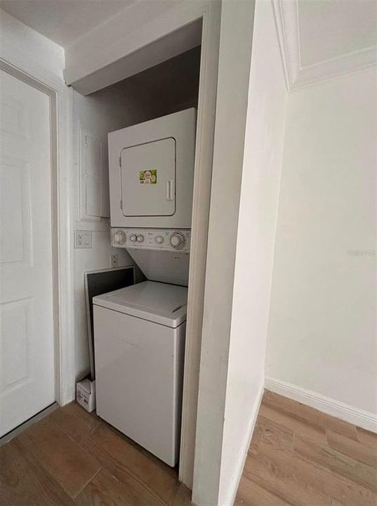 出租: $2,750 (3 贝兹, 1 浴室, 720 平方英尺)