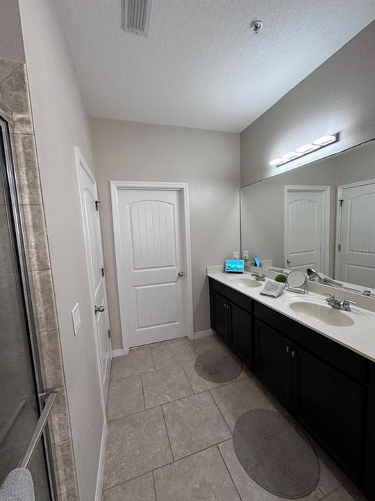 На продажу: $449,000 (4 спален, 2 ванн, 2198 Квадратных фут)