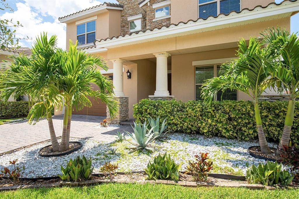 For Sale: $960,000 (5 beds, 5 baths, 3848 Square Feet)