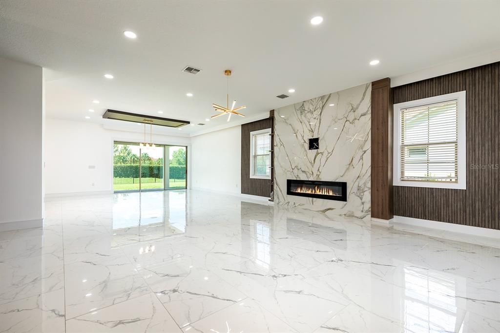 For Sale: $960,000 (5 beds, 5 baths, 3848 Square Feet)