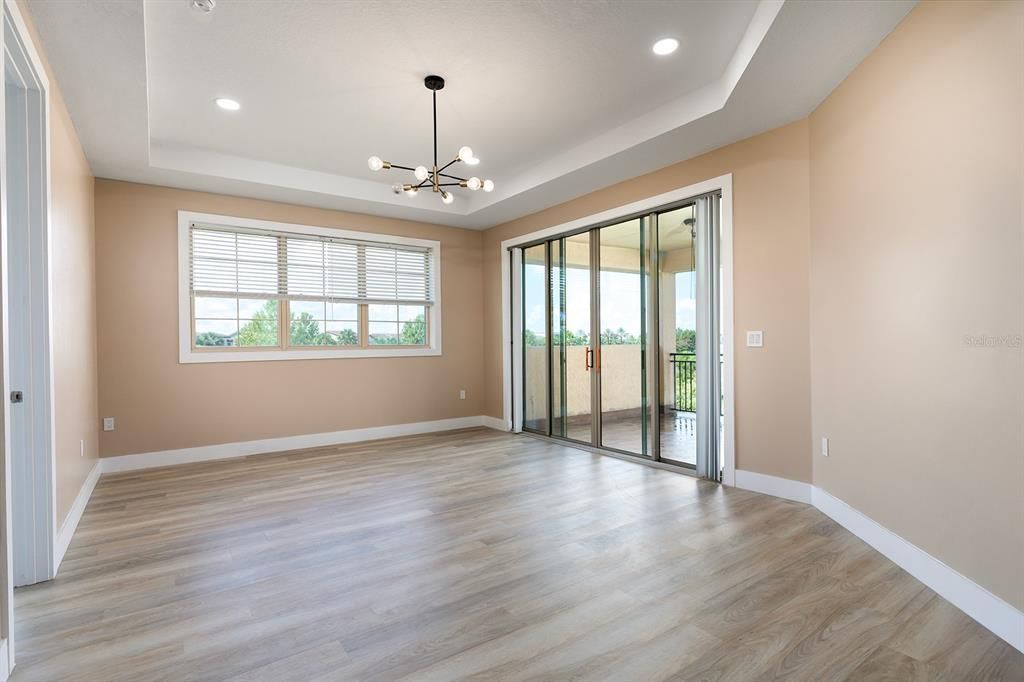 For Sale: $960,000 (5 beds, 5 baths, 3848 Square Feet)