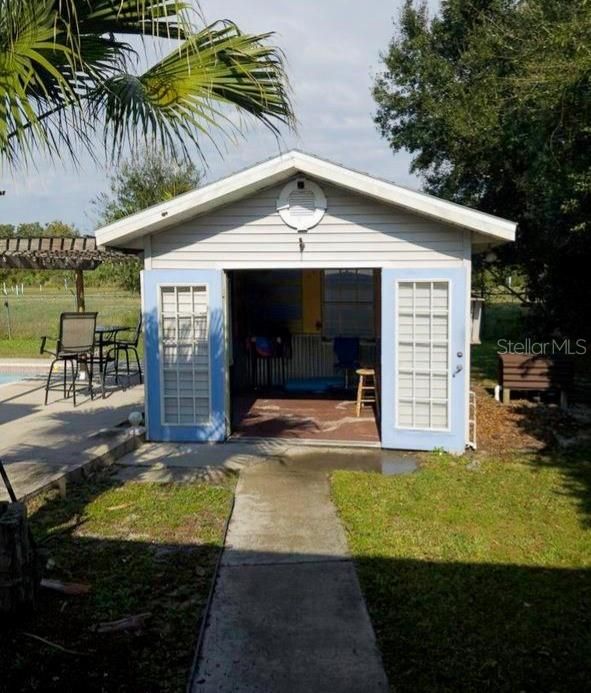 For Sale: $462,900 (4 beds, 2 baths, 2850 Square Feet)