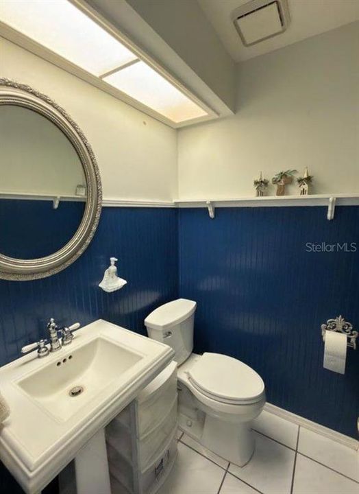 For Sale: $462,900 (4 beds, 2 baths, 2850 Square Feet)