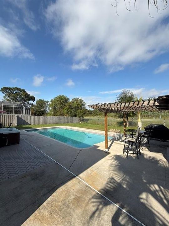 For Sale: $462,900 (4 beds, 2 baths, 2850 Square Feet)