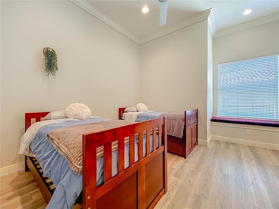 待售: $1,535,000 (4 贝兹, 3 浴室, 5062 平方英尺)