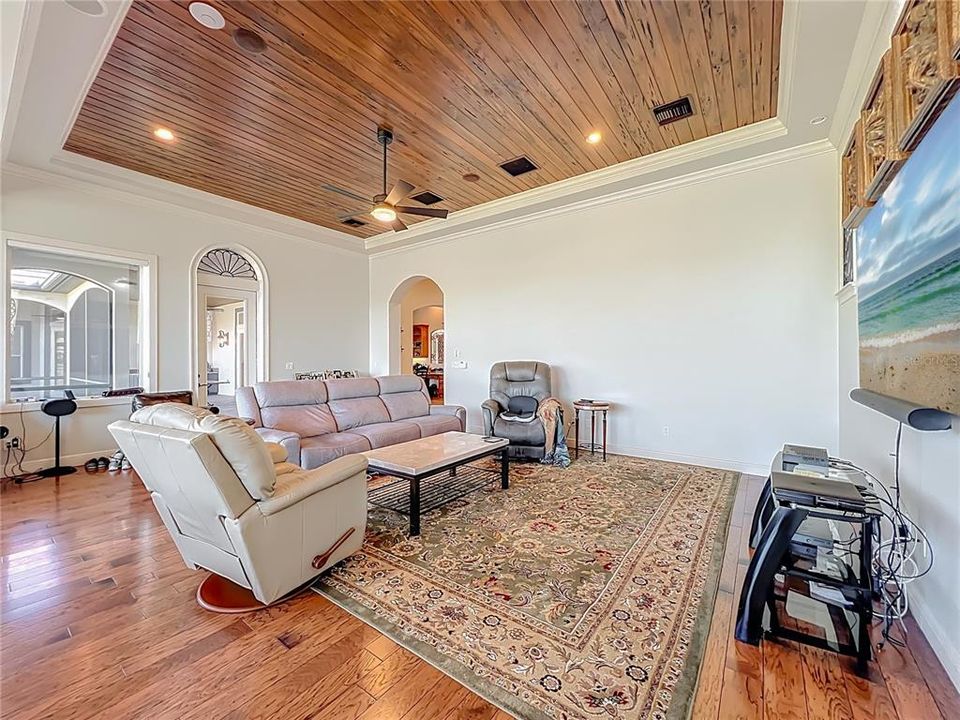 待售: $1,535,000 (4 贝兹, 3 浴室, 5062 平方英尺)