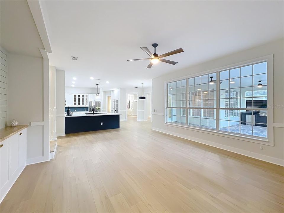 На продажу: $1,350,000 (5 спален, 4 ванн, 3238 Квадратных фут)