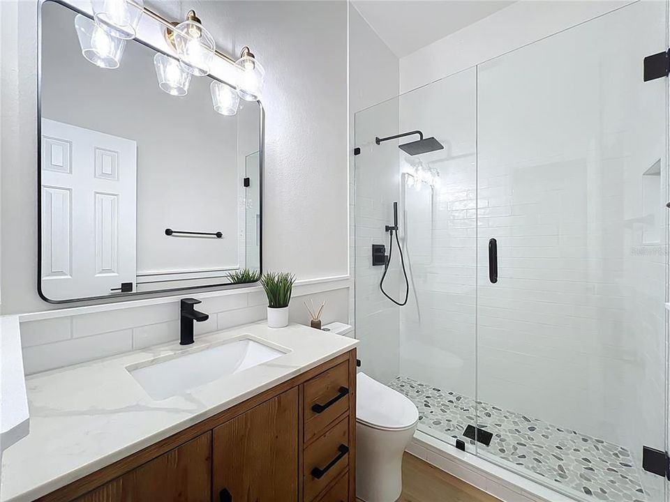 На продажу: $1,350,000 (5 спален, 4 ванн, 3238 Квадратных фут)